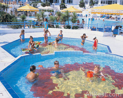Mitsis Serita Beach Hotel 8